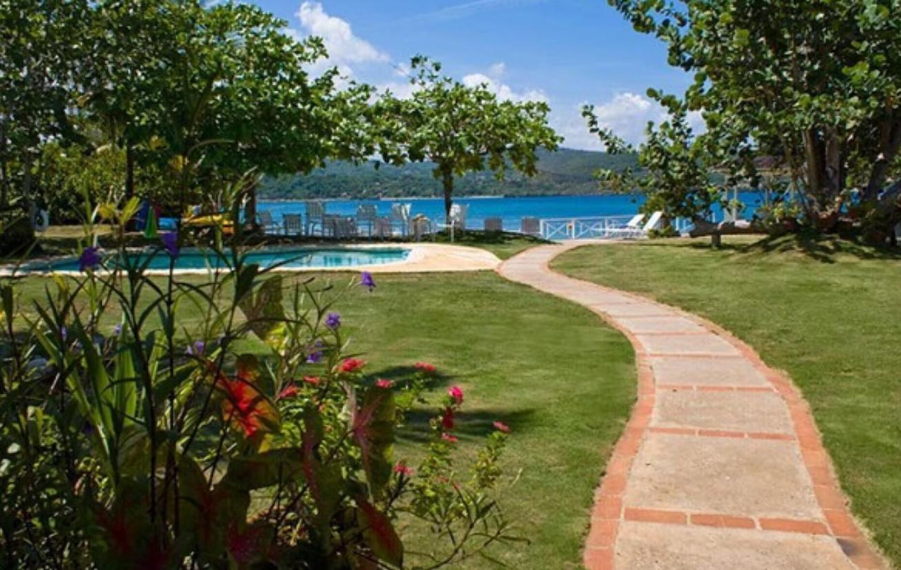 Sea Grapes Air-Conditioned 6-Bedroom Home With Cottage Discovery Bay Luaran gambar